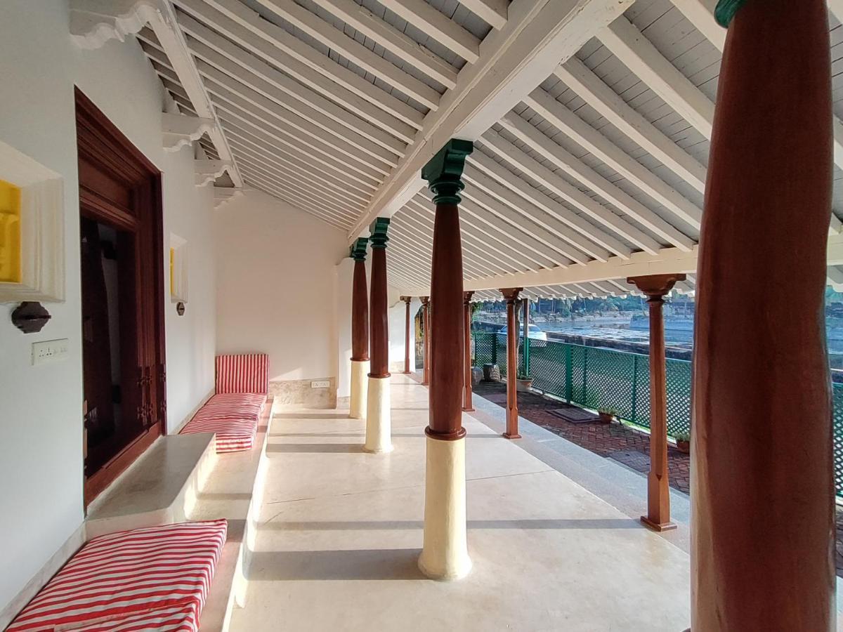 Mangala Heritage By Luxunlock Private Villas Tirukkannapuram Экстерьер фото